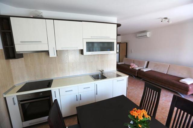 Biokovo vila a depandance - apartmán č. 5 - Gradac -  - Chorvat