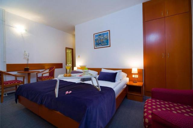 Faraon hotel - dvoulůžkový pokoj Premier BM - Trpanj (Pelješac)
