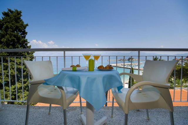 Faraon hotel - čtyřlůžkový pokoj Comfort Family BMS - Trpanj (P