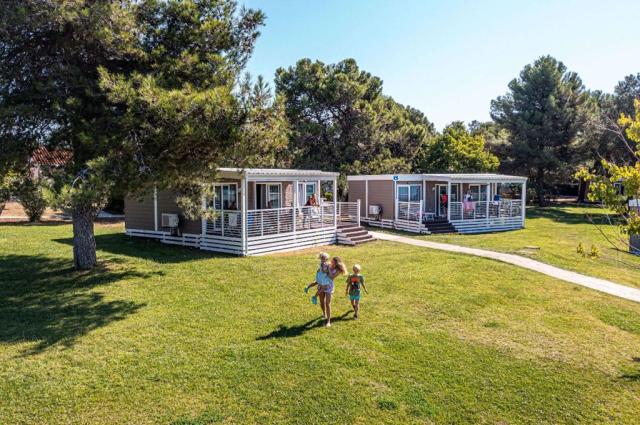 Bi Village Resort mobil home - Lodge DELUXE - Fažana -  - Chorv