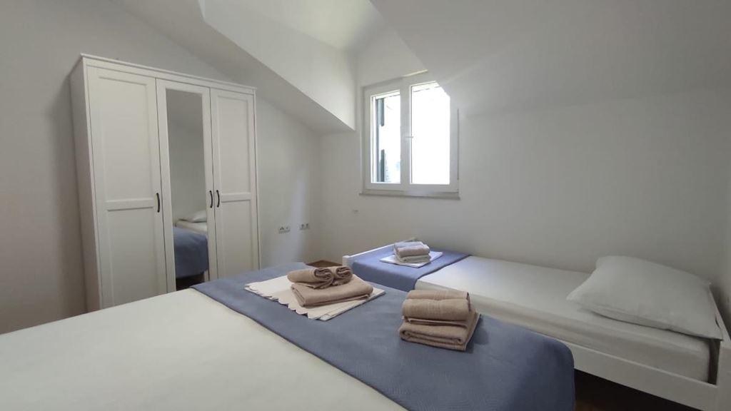 Brstilo apartmán - Omiš - - Chorvatsko