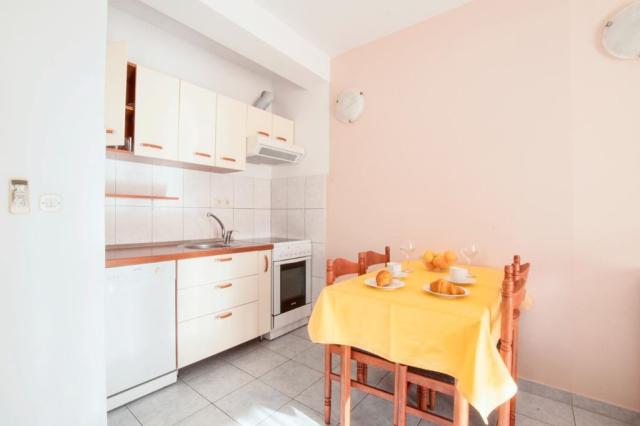 Ljilja vila - apartmán pro až 4 osoby - Omiš -  - Chorvatsko