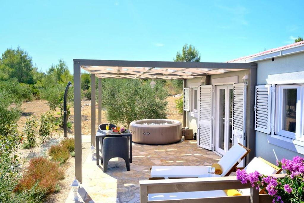 Olive Garden Home - mobil home - Mirca (ostrov Brač) - - Chorv