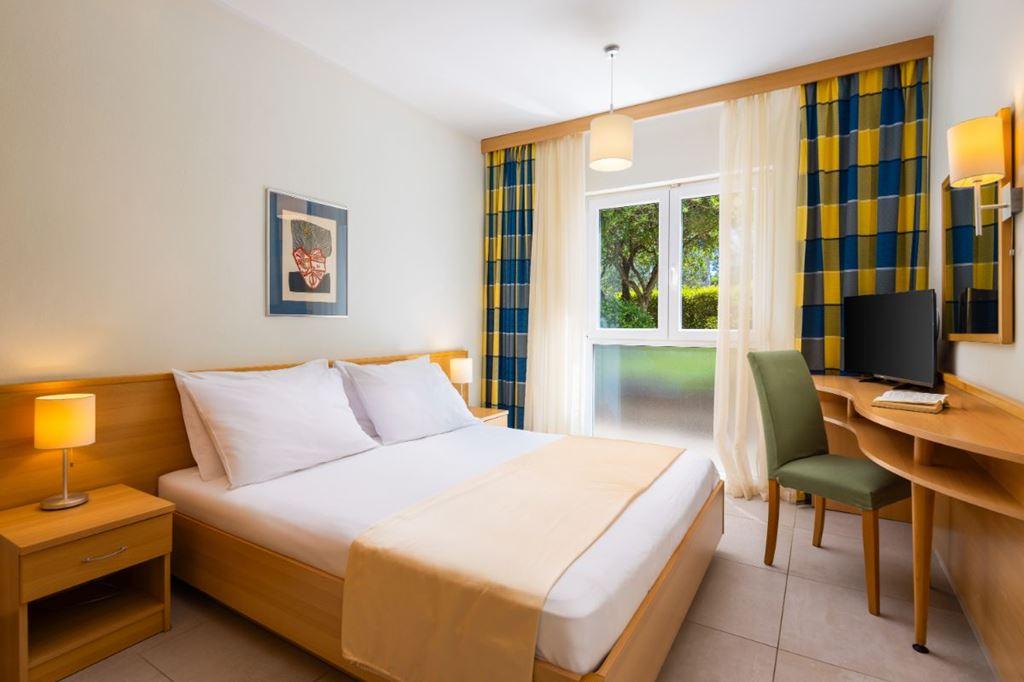Velaris Aminess Vival Casa - pokoj S2 - Supetar (ostrov Brač) -