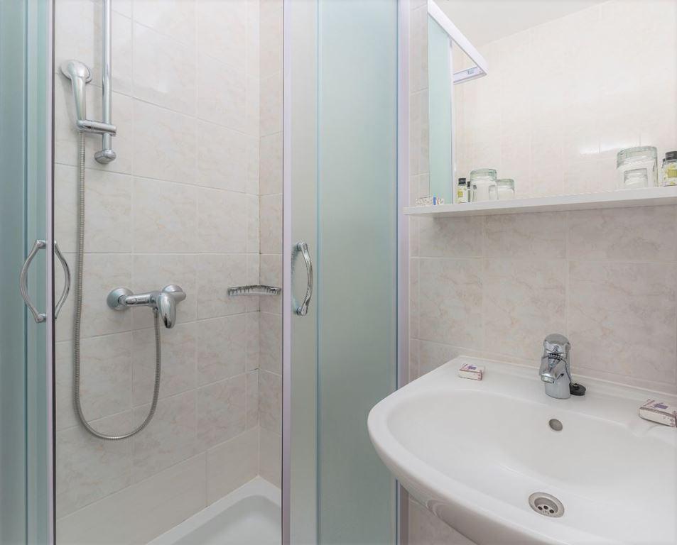 Velaris Aminess Vival Casa - pokoj S2 - Supetar (ostrov Brač) -