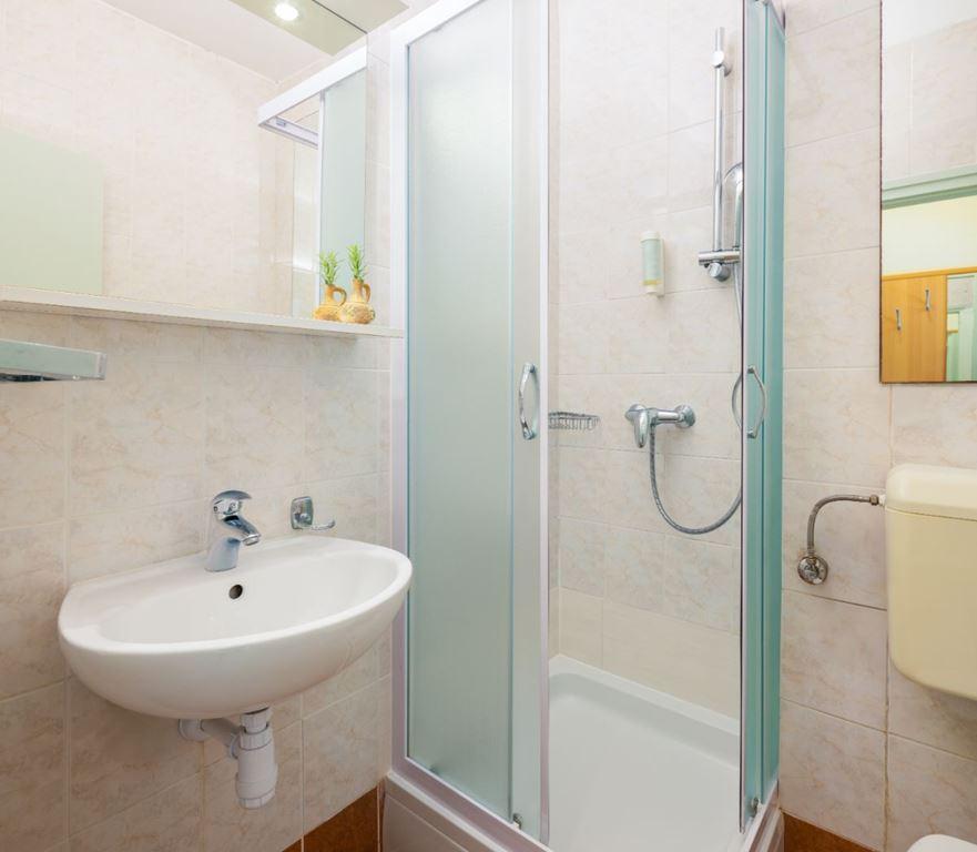 Velaris Aminess Vival Casa - pokoj S2 - Supetar (ostrov Brač) -
