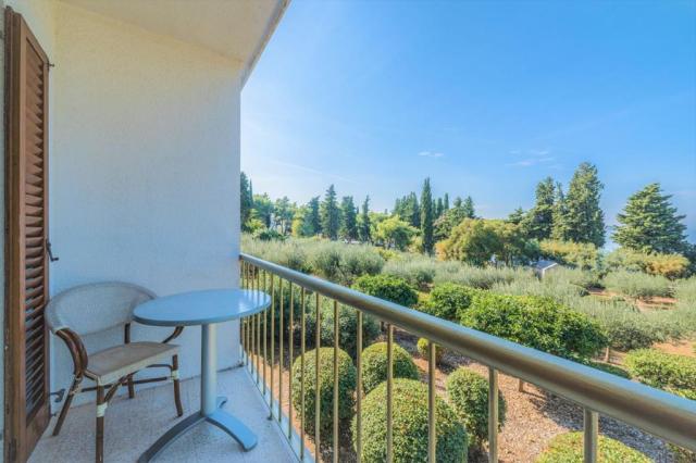 Velaris Aminess Vival Casa - pokoj CS3B - Supetar (ostrov Brač)