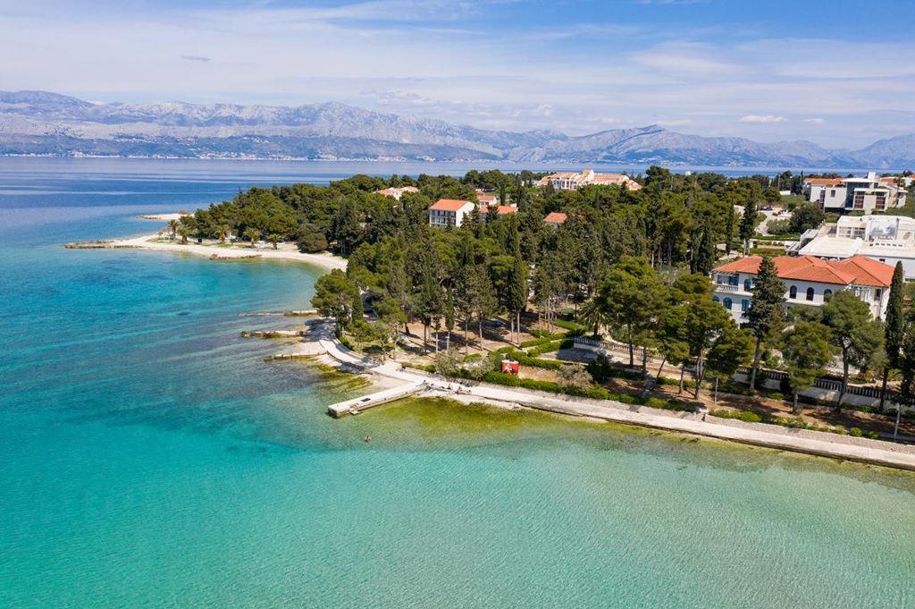 Velaris Aminess Vival Resort - Supetar (ostrov Brač) - - Chorv