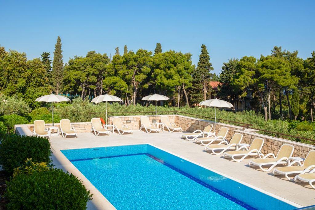 Velaris Aminess Vival Resort - Supetar (ostrov Brač) - - Chorv