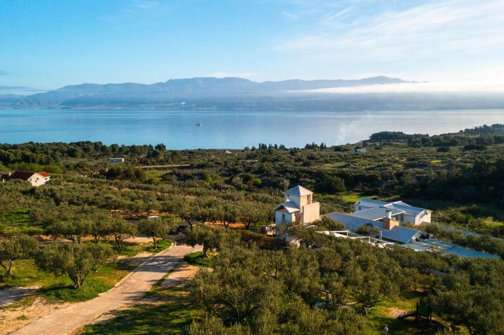 Velaris Aminess Vival Resort - restaurace Grill Garden - Supeta