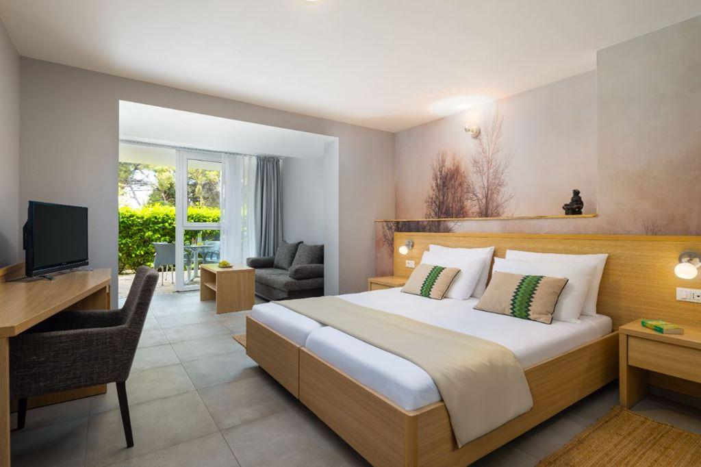 Velaris Aminess Vival Resort - pokoj HA2JB - Supetar (ostrov Br