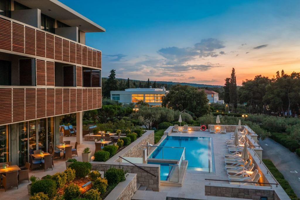 Velaris Aminess Vival Resort - Supetar (ostrov Brač) - - Chorv