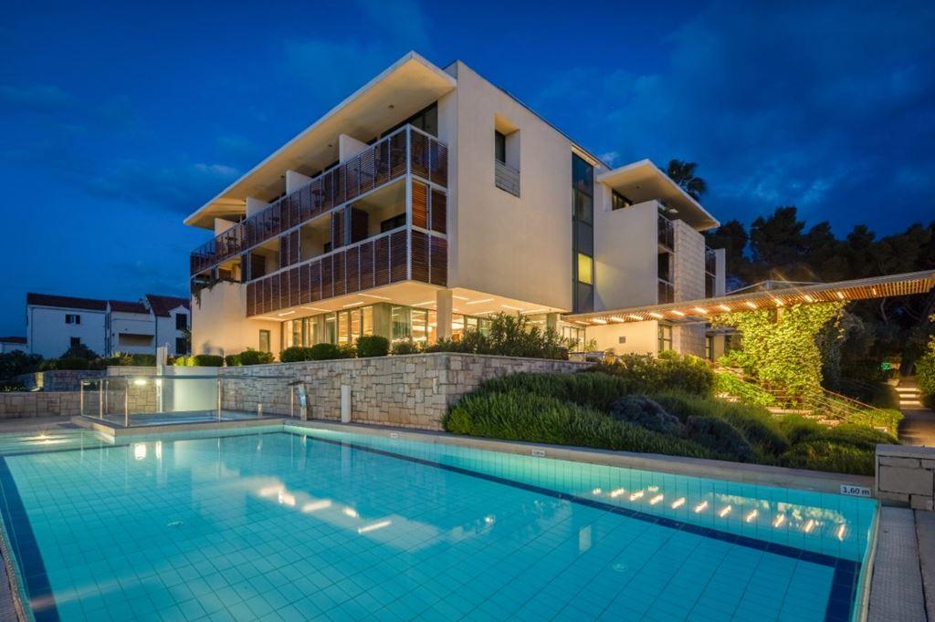Velaris Aminess Vival Resort - Supetar (ostrov Brač) - - Chorv
