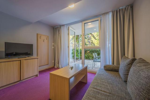 Velaris Aminess Vival Resort - pokoj HA2JB - Supetar (ostrov Br
