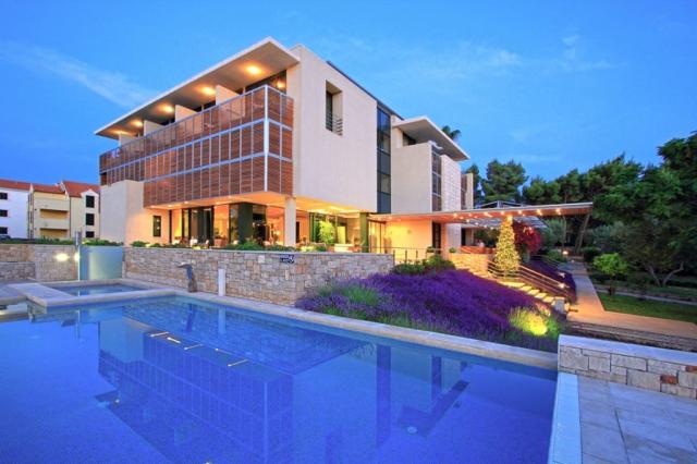 Velaris Aminess Vival Resort - Supetar (ostrov Brač) -  - Chorv