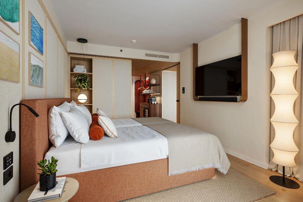Arba resort - dvoulůžkový pokoj se 2 přistýlkami, Suite, balkon