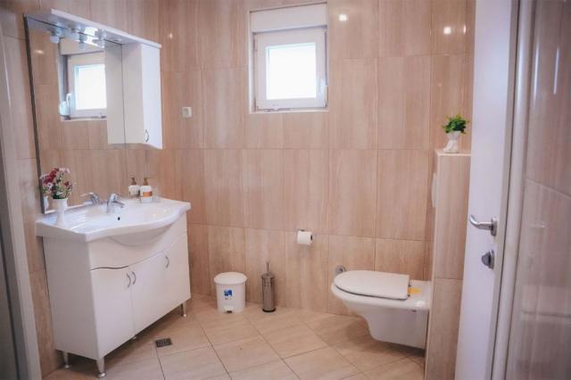 Gloria apartmán - apartmán pro 4-6 osob - Promajna -  - Chorvat