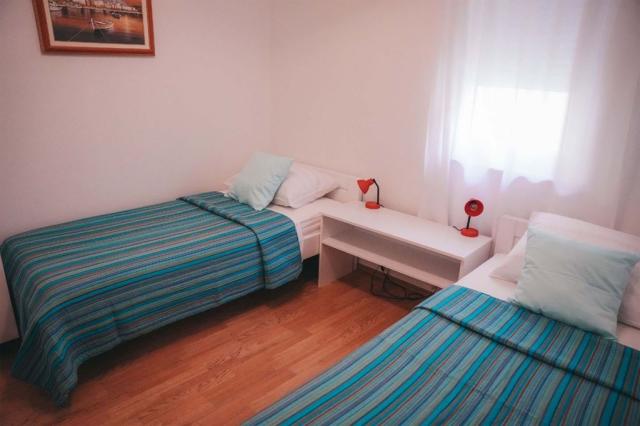 Gloria apartmán - apartmán pro 4-6 osob - Promajna -  - Chorvat