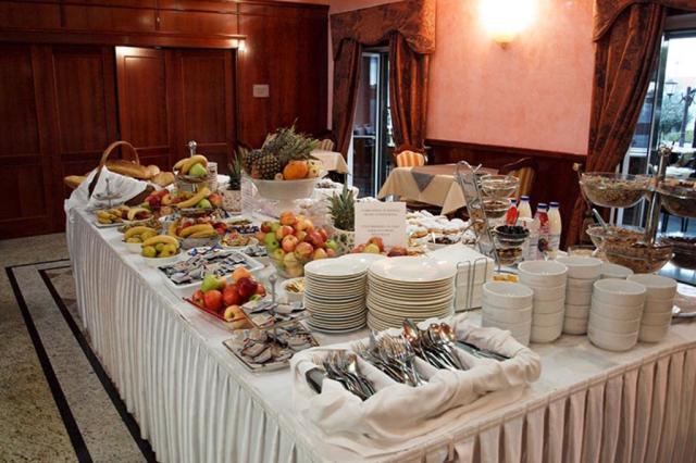Miramare hotel - restaurace - Vodice -  - Chorvatsko