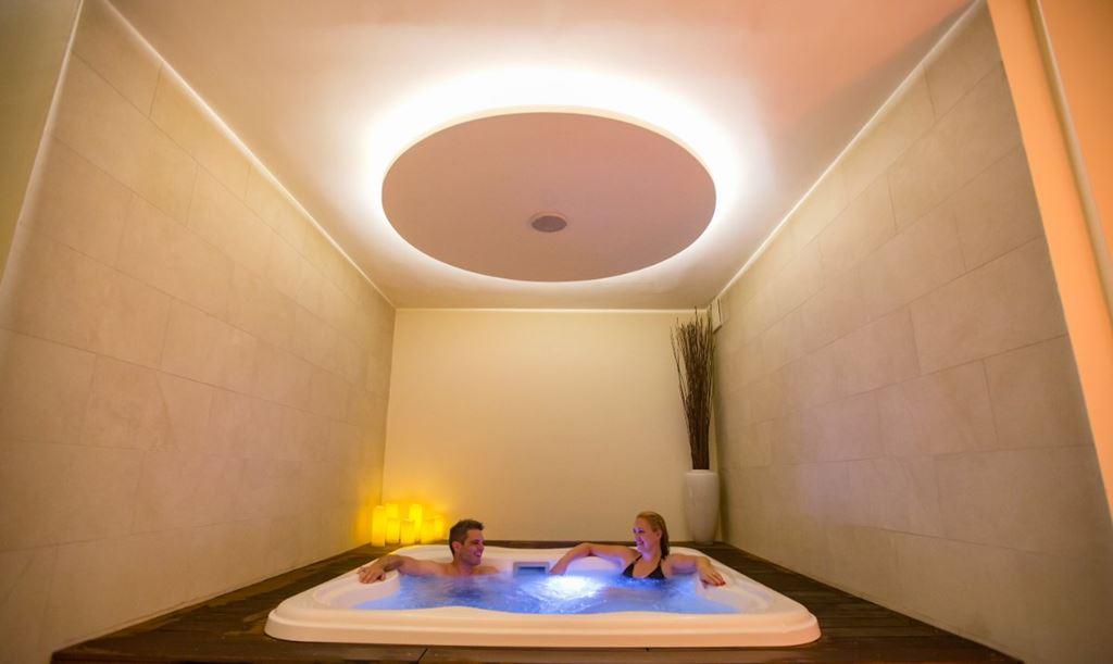 Aminess Younique Senses Resort - wellness - Vrboska (ostrov Hva
