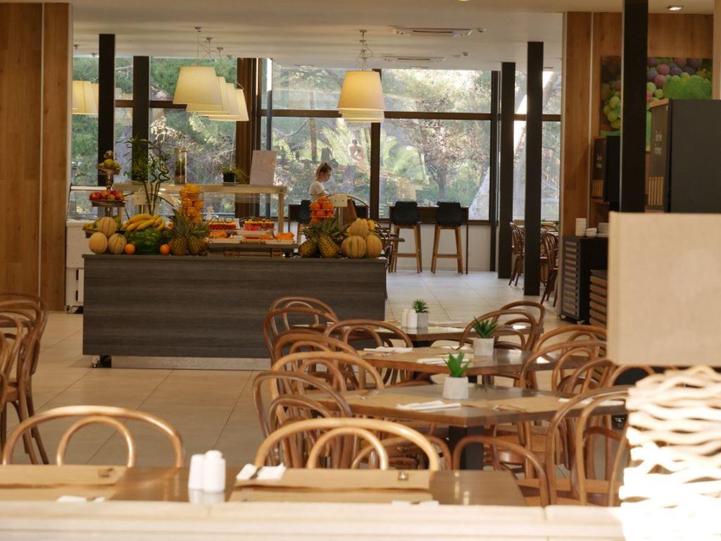 Aminess Younique Senses Resort - restaurace - Vrboska (ostrov H