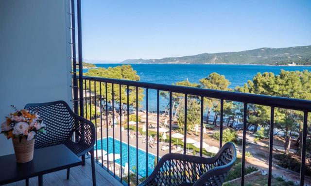 Aminess Younique Senses Resort - pokoj S2BS - Vrboska (ostrov H