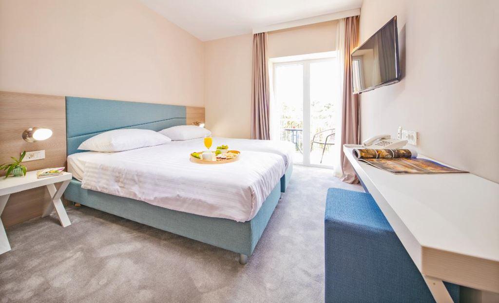 Port 9 Aminess Vival Resort - pokoj S2BP - Korčula (ostrov Korč