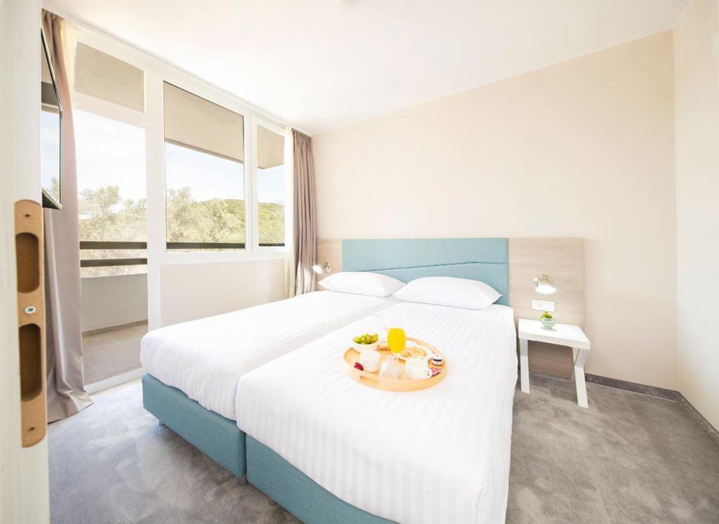 Port 9 Aminess Vival Resort - pokoj S3BP - Korčula (ostrov Korč