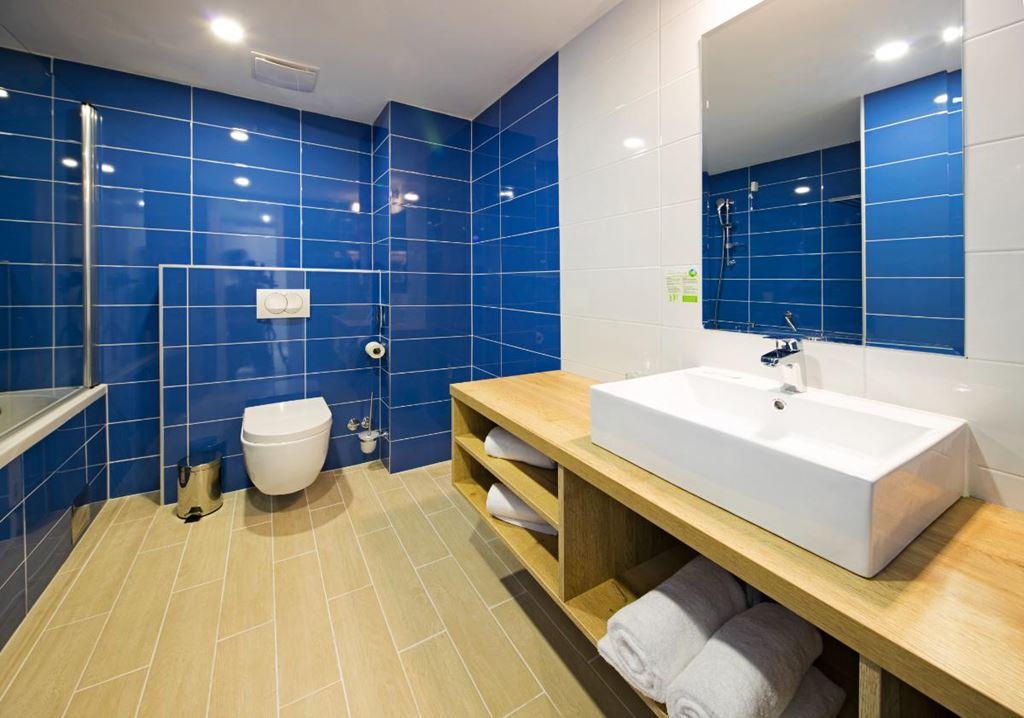 Port 9 Aminess Vival Resort - pokoj S2BP - Korčula (ostrov Korč