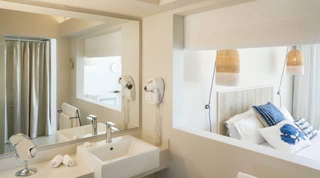 Couple Seafront room 2.jpg