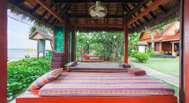 Phi Phi Erawan Palms Resort