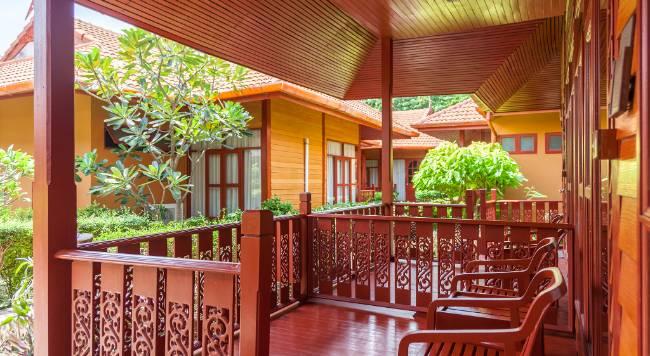 Superior Bungalow-17.jpg