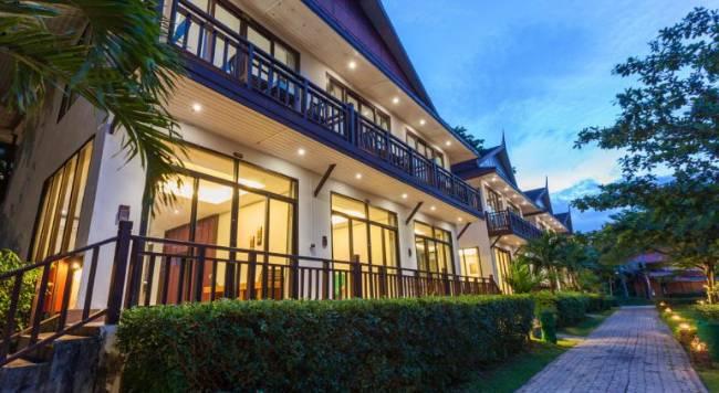 Phi Phi Erawan Palms Resort