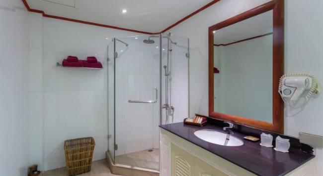 Phi Phi Erawan Palms Resort