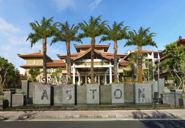 Nikko Bali Benoa Beach