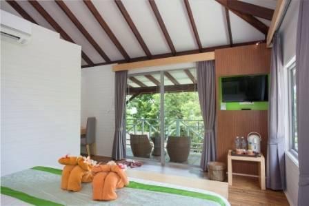 Superior Room-05.jpg