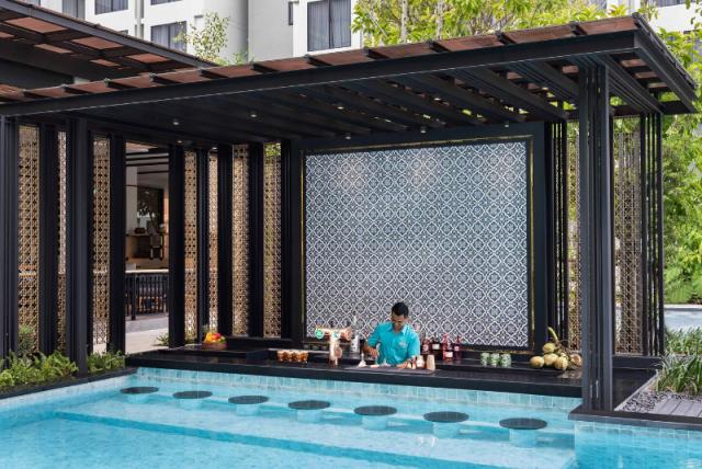 Four Points by Sheraton Patong Phuket Beach Resort