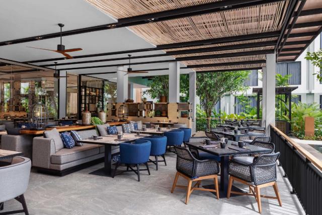 Four Points by Sheraton Patong Phuket Beach Resort
