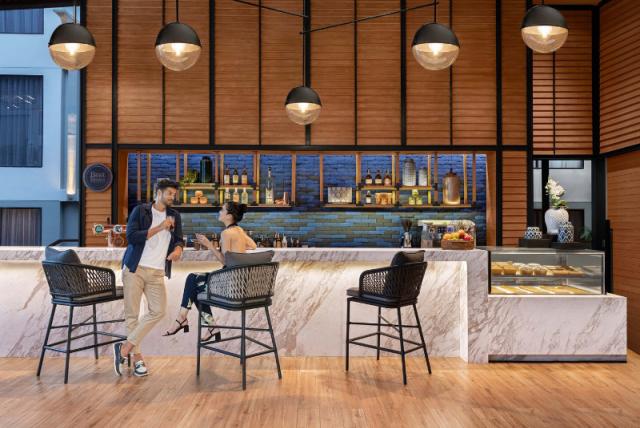 Four Points by Sheraton Patong Phuket Beach Resort