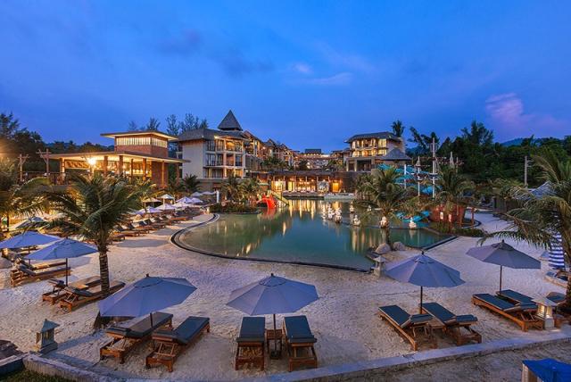 Mai Khao Lak Beach Resort & Spa