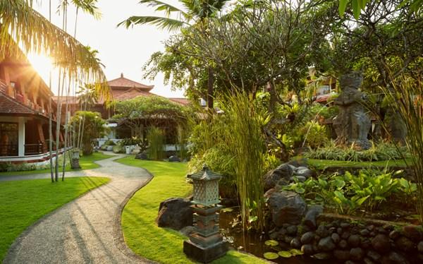 Sol by Melia Benoa Bali