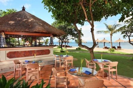 12-Ratna beach Bar.jpg