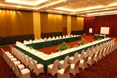 24-Meeting Room.JPG