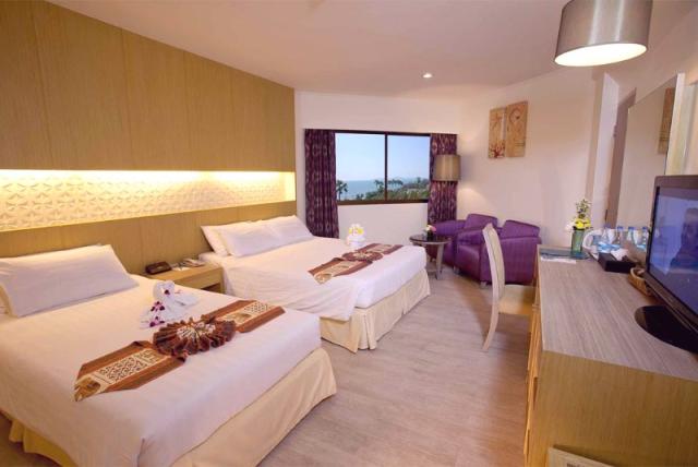 Jomtien Palm Beach hotel & resort  