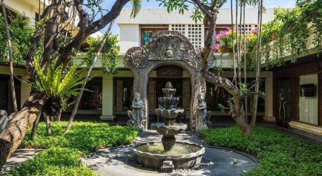 Nusa Dua Beach Hotel & Spa