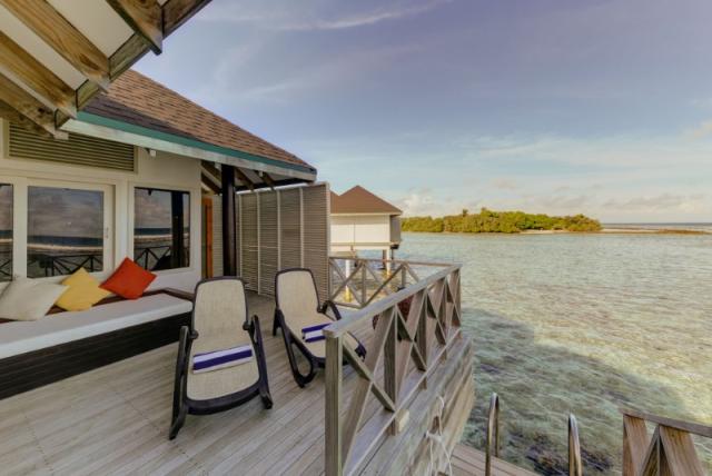 Water Bungalow (Deck) 2.jpg