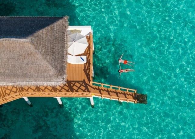 Angaga Island Resort & Spa