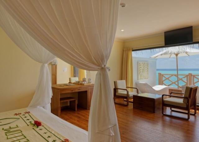 Angaga Island Resort & Spa