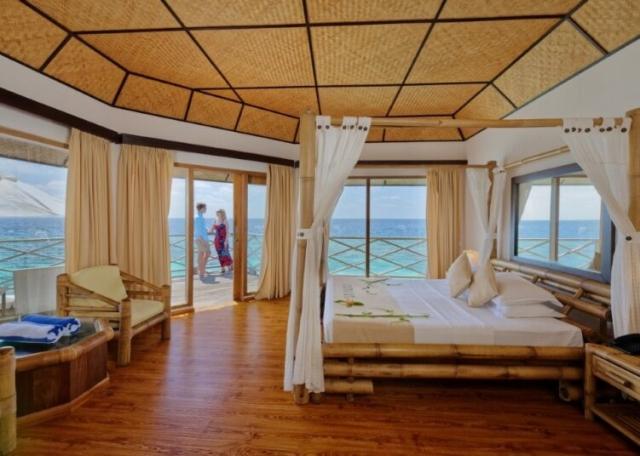 Angaga Island Resort & Spa