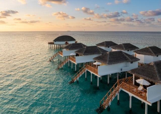 Angaga Island Resort & Spa